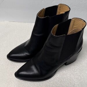 Nisolo Women’s Ana Go-To Heeled Black Leather Chelsea Ankle Boots